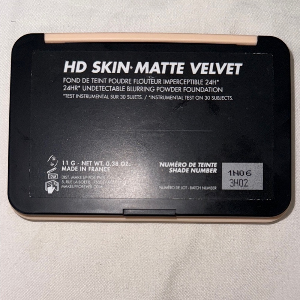 Makeup Forever HD skin matte velvet powder shade 1N06 - Picture 2 of 4